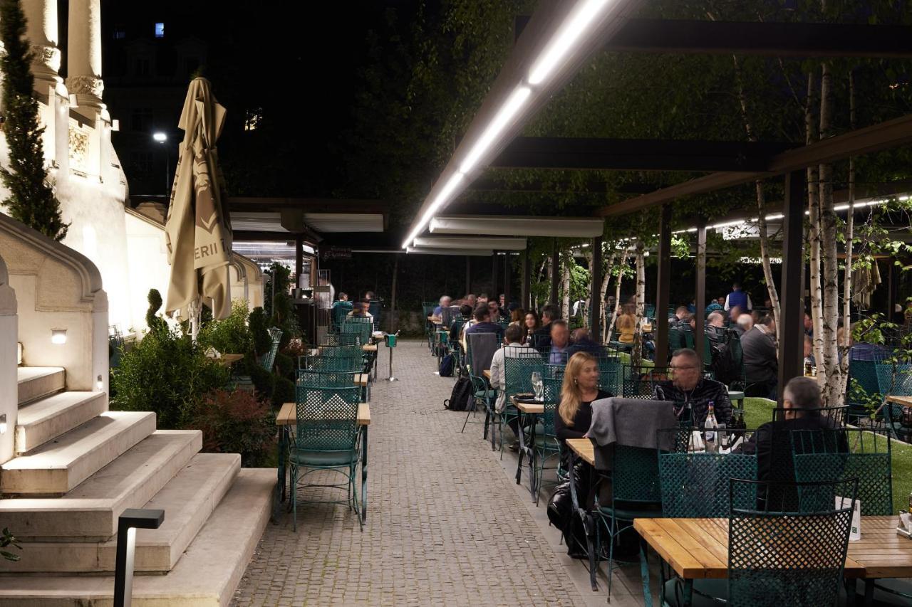 Отель La Boheme Boutique Casa Soare Бухарест Экстерьер фото